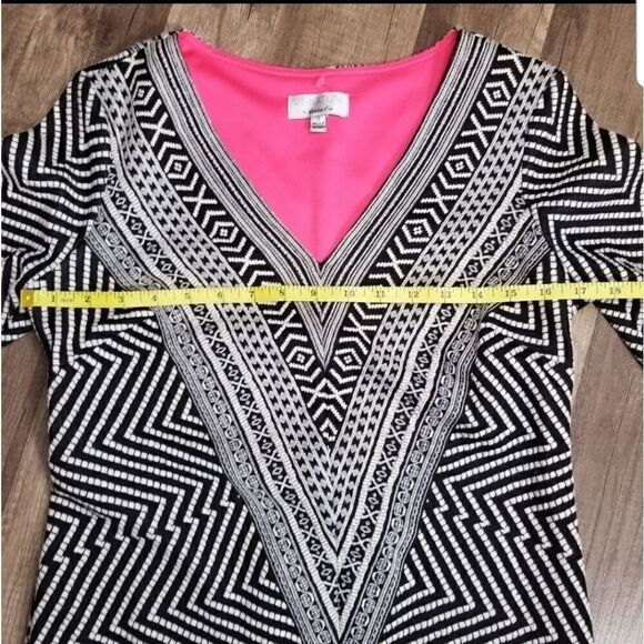 Signature by robbie bee vneck dress - Picture 5 of 7